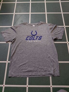 NFL Colts Gray Graphic Tee with Blue Logo